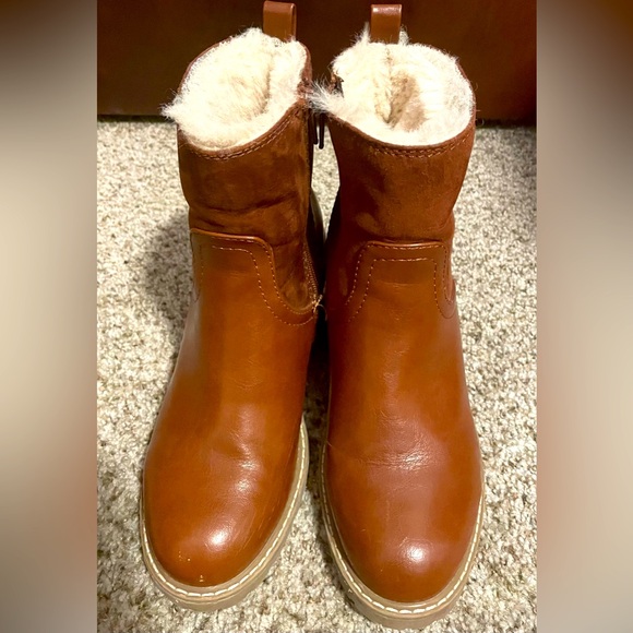 Universal Thread  Brown Side Zipper Block HeelFaux Fur Lines Boots  Size 7.5 GUC - Picture 2 of 10